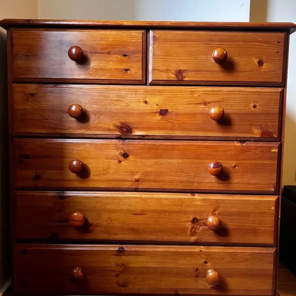 Solid Pine Chest of Drawers – 2 Over 4 Design