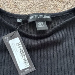 Women’s Black Ribbed Long Sleeved Top - Image 3