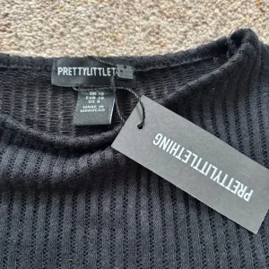 Women’s Black Ribbed Long Sleeved Top - Image 4