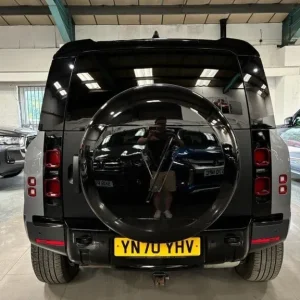 2021 Land Rover Defender 3.0 D250 MHEV SE Hard Top 5DR Diesel Auto 4WD - Image 4