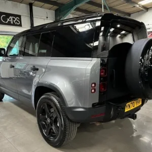 2021 Land Rover Defender 3.0 D250 MHEV SE Hard Top 5DR Diesel Auto 4WD - Image 6