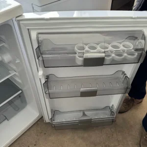 Bloomberg Under Counter Fridge - Image 2