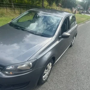 Volkswagen Polo 2011 5-door Hatchback - Image 6
