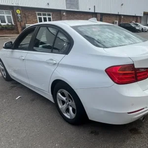 BMW 3 Series Saloon 2012 1995cc 4-door - Image 5