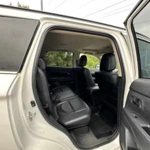 2013 Mitsubishi Outlander 2.2 Diesel Manual Estate - Image 8