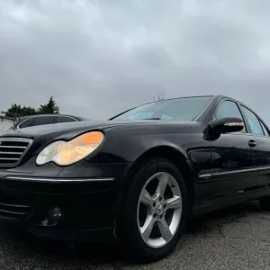 2006 Mercedes C-Class 1.8 Kompressor Avantgarde SE 4-door Saloon - Image 8