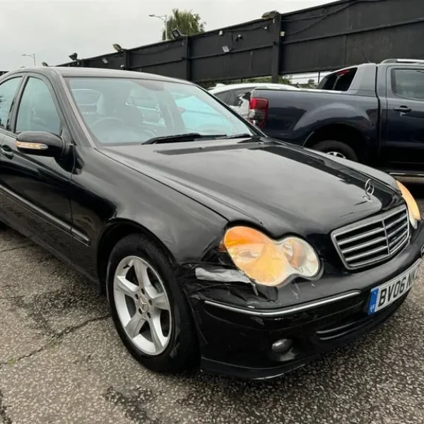 2006 Mercedes C-Class 1.8 Kompressor Avantgarde SE 4-door Saloon