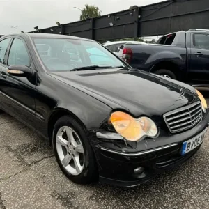 2006 Mercedes C-Class 1.8 Kompressor Avantgarde SE 4-door Saloon