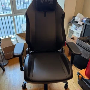 Secretlab Titan Evo 2022 Stealth Black Leatherette Gaming Chair