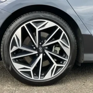 2024 Hyundai IONIQ 6 Electric 4-door Auto - Image 7