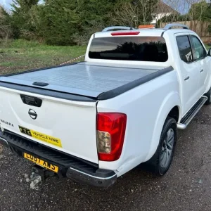 2017 Nissan Navara DCI Tekna 4x4 Double Cab - Image 6