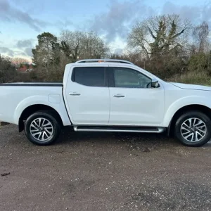 2017 Nissan Navara DCI Tekna 4x4 Double Cab