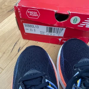 New Balance Fresh Foam trainers size 4.5 - Image 8