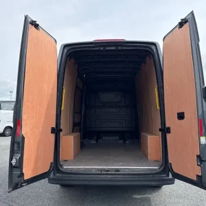 2024 Volkswagen Crafter 2.0 TDI 140PS Commerce Plus High Roof Van Diesel Manual - Image 6