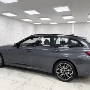 2021 BMW 330e M Sport 2.0L Plug-in Hybrid - Image 8
