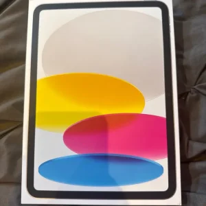 Apple iPad 11-inch 2025 silver 128GB