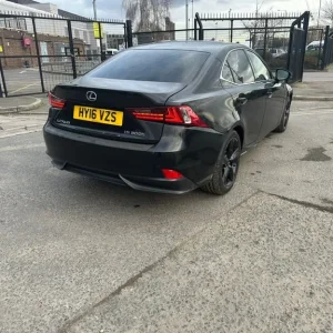 2016 Lexus IS 300h Sport 4dr Hybrid Auto - Image 8