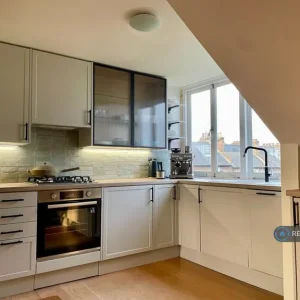 1 bedroom flat in Barnsbury Grove, Highland (formerly Islington) - Image 5