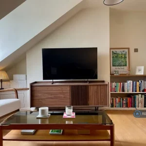 1 bedroom flat in Barnsbury Grove, Highland (formerly Islington) - Image 8