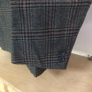 Vintage Rock a Cha suit, 1980s wool double-breasted with pegged trousers - Image 3