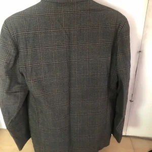 Vintage Rock a Cha suit, 1980s wool double-breasted with pegged trousers - Image 7