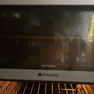 Hotpoint Ultima dual fuel 60cm freestanding cooker - Image 7