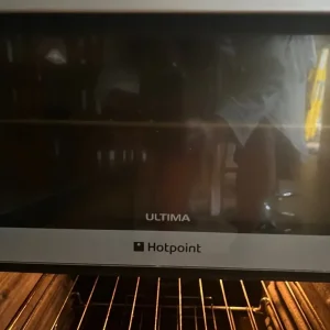 Hotpoint Ultima dual fuel 60cm freestanding cooker - Image 8