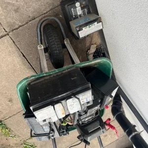 Scrap. Motors and batteries lawn mower hedge trimmer - Image 7
