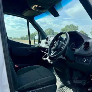 Mercedes-Benz Sprinter L4 XLWB 2.1 316 CDI Window Frail Van White Manual Diesel - Image 8