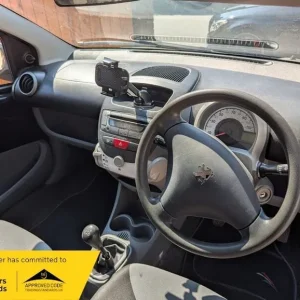 Peugeot 107 Urban Lite - Image 7