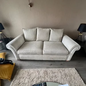 3&1 sofa set - Image 2