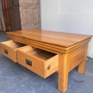 Solid oak coffee table with two deep drawers - Image 5