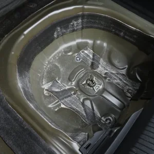 2024 VW Taigo Match TSI – Front, side, rear damage – starts and drives – salvage repairable - Image 4