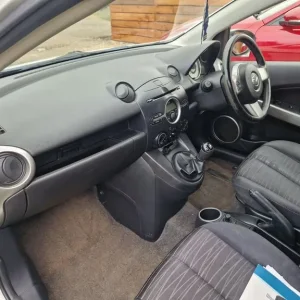 Mazda 2 Hatchback 2008 Manual - Image 4