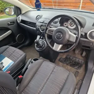 Mazda 2 Hatchback 2008 Manual - Image 5