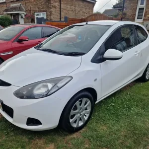 Mazda 2 Hatchback 2008 Manual - Image 7