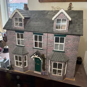 Doll Houses - Image 2