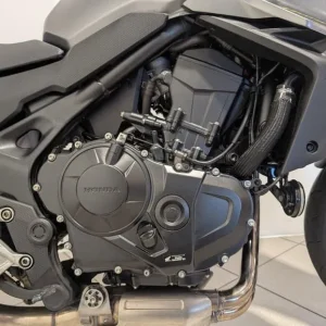 Honda CB750 Hornet - Image 4