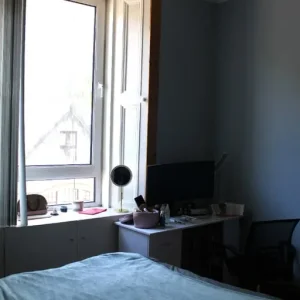 1 bedroom flat in Angle Park Terrace - Image 8