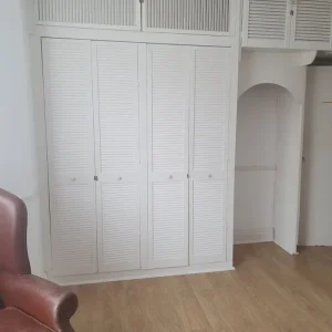 1 bedroom furnished flat - Image 2
