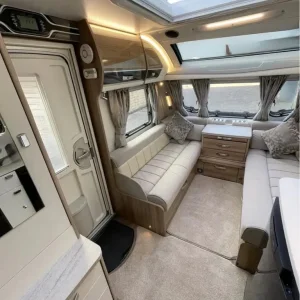 Bessacarr 565 By Design Caravan - Image 7