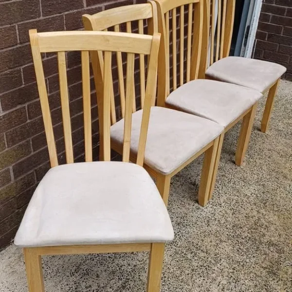 4 x dining chairs