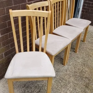 4 x dining chairs