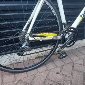 Mens Boardman sport racing bike - Image 3