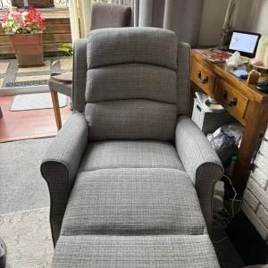 Recliner chair - Image 3