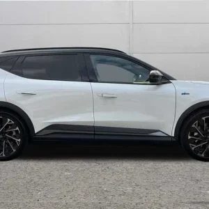 2025 Renault Scenic E-Tech Long Range Electric Estate - Image 5