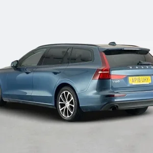 2018 Volvo V60 2.0 D4 Momentum Pro 5dr Auto Estate - Image 2
