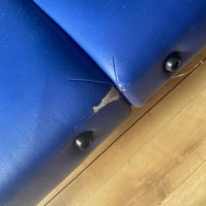 Massage/physiotherapy couch - Image 6