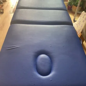 Massage/physiotherapy couch - Image 8
