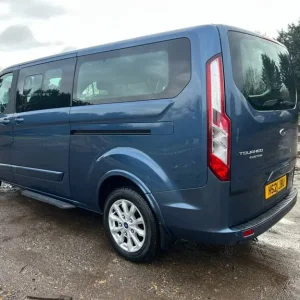 2021 Ford Tourneo Custom 320 Titanium L2 EcoBlue Automatic Minibus - Image 3
